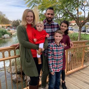 Meet your Posher, April